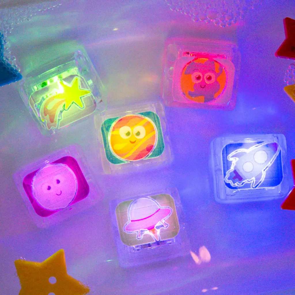 Light - Up Cubes 6 Pack