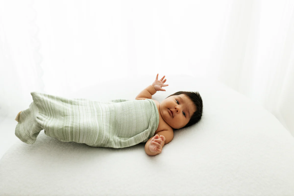 Saco de Dormir Envolvente de Bambú (Menta) – Swaddlelini